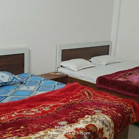 Geeta Dham Hotel Vrindavan Exterior photo