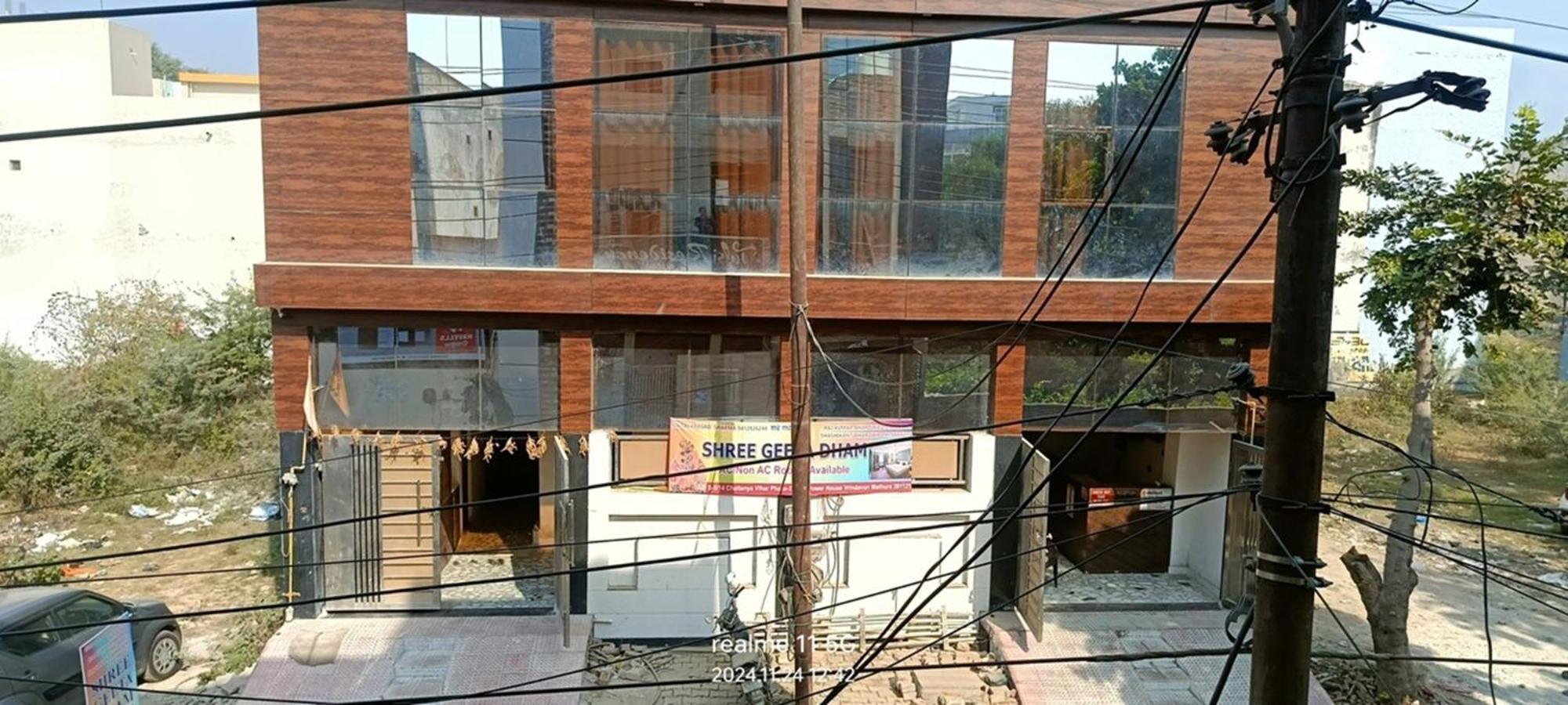 Geeta Dham Hotel Vrindavan Exterior photo